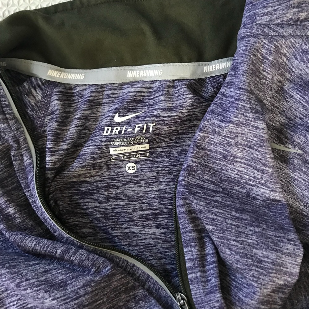Nike Half Zip top - Picture 3 of 3